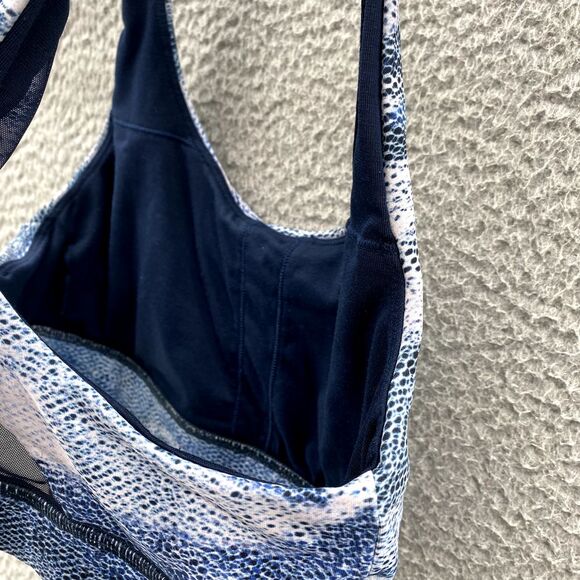 Lululemon Sports Bra Women 6 Blue Racerback Athletic Yoga Athleisure Pilates Gym - Picture 4 of 8